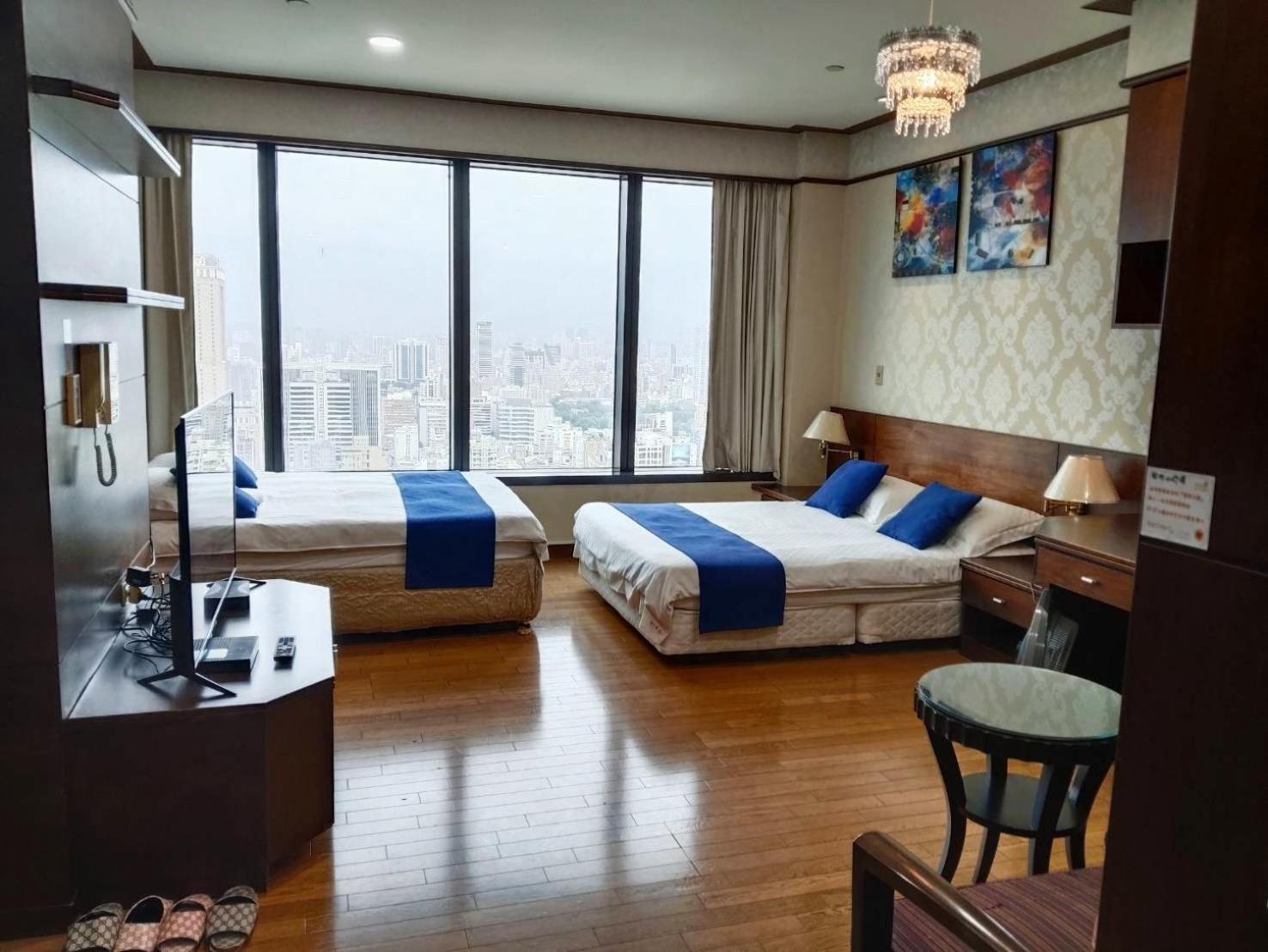 85 Cape Inn Гаосюн Екстер'єр фото