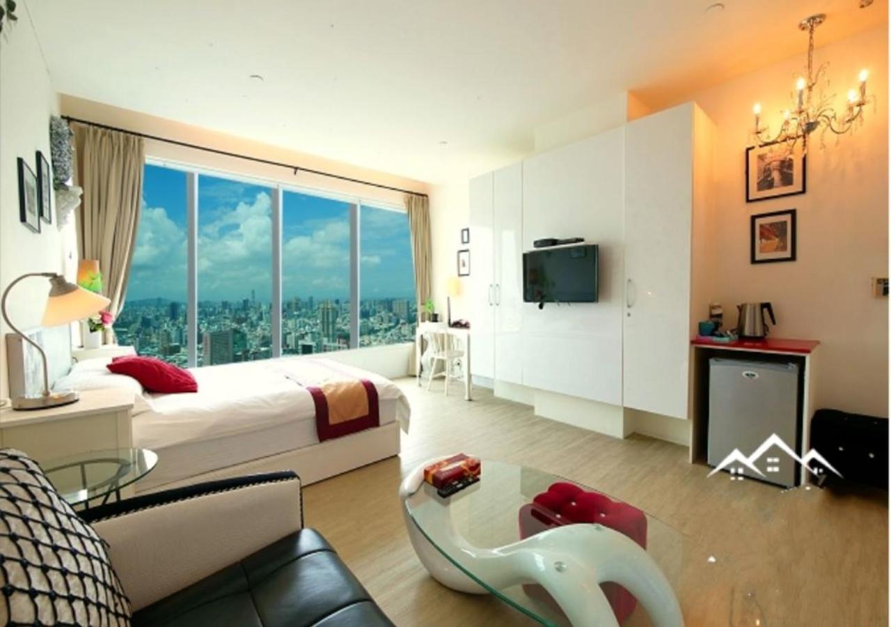 85 Cape Inn Гаосюн Екстер'єр фото