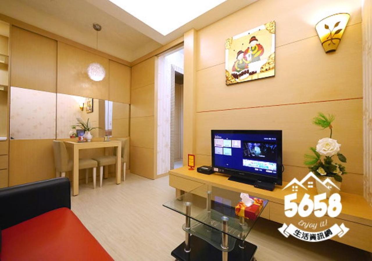 85 Cape Inn Гаосюн Екстер'єр фото